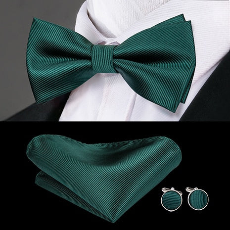 Classic Emerald Bow Tie for Men 100% Silk - Satin & Sox