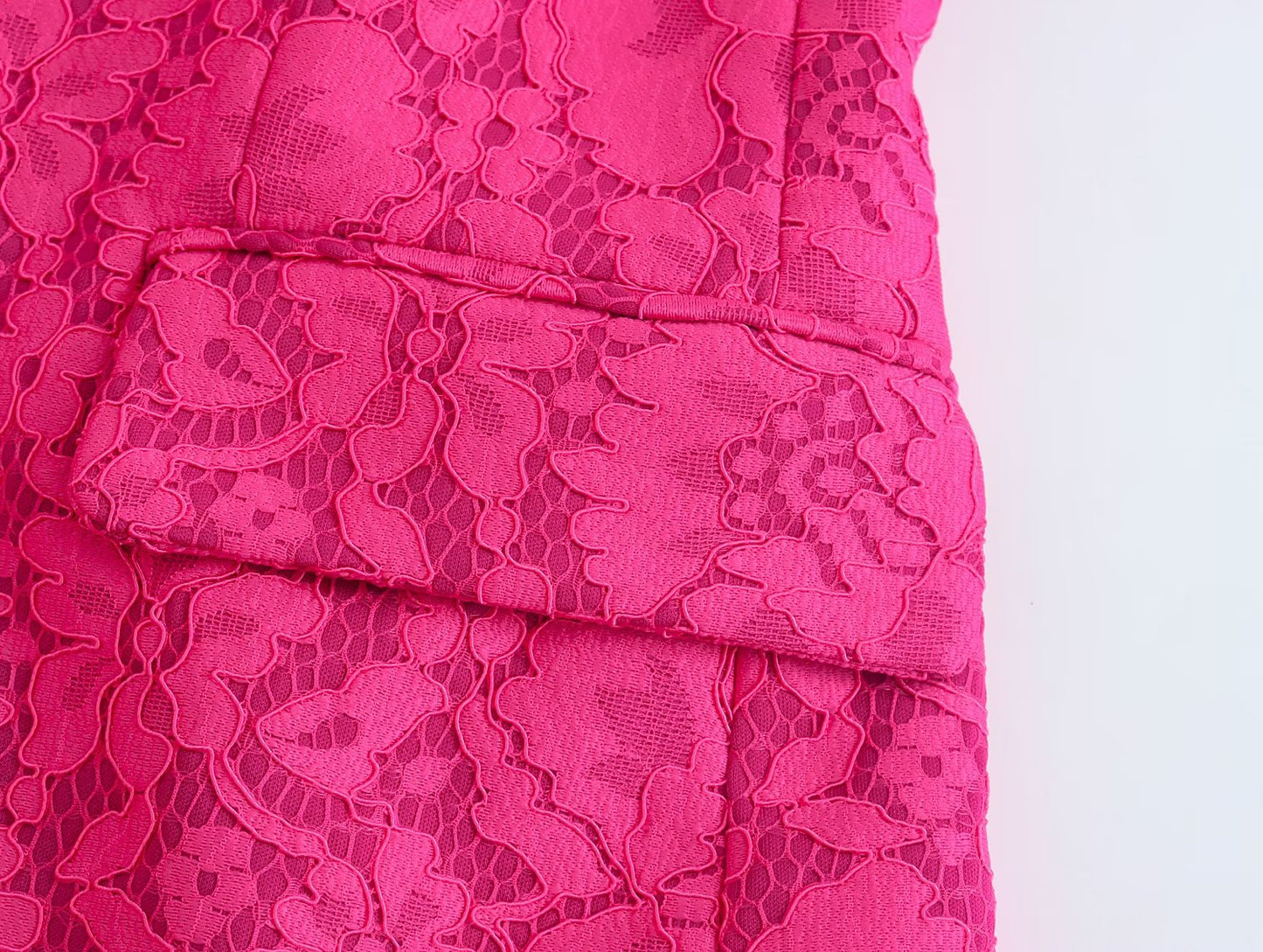 Stylish pink Lace overlay long sleeve blazer & suit trousers