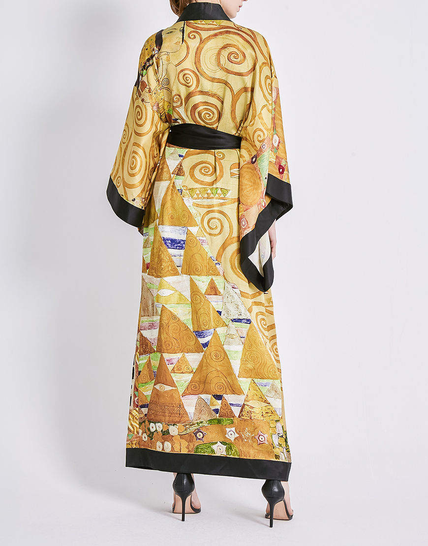 House Of Gabby Silk Oil Printed Kimono Robe